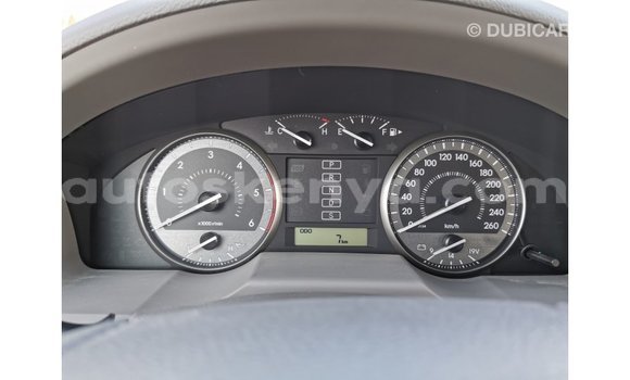 Buy Import Toyota Land Cruiser White Car in Import - Dubai in Central Kenya Buy Import Toyota Land Cruiser White Car in Import - Dubai in Central Kenya