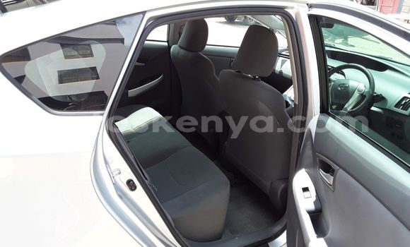 Oofamaa Toyota Prius Silver Makiinaa iti Nairobi keessatti Nairobi keessatti Oofamaa Toyota Prius Silver Makiinaa iti Nairobi keessatti Nairobi keessatti
