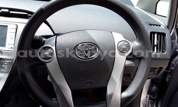 Oofamaa Toyota Prius Silver Makiinaa iti Nairobi keessatti Nairobi keessatti Oofamaa Toyota Prius Silver Makiinaa iti Nairobi keessatti Nairobi keessatti