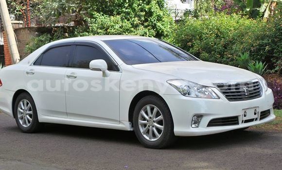 Buy Used Toyota Avensis White Car in Nairobi in Nairobi Buy Used Toyota Avensis White Car in Nairobi in Nairobi