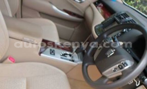 Buy Used Toyota Avensis White Car in Nairobi in Nairobi Buy Used Toyota Avensis White Car in Nairobi in Nairobi