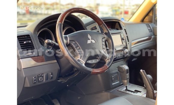 Imported Mitsubishi Pajero Other Makiinaa iti Import - Dubai keessatti Central Kenya keessatti Imported Mitsubishi Pajero Other Makiinaa iti Import - Dubai keessatti Central Kenya keessatti