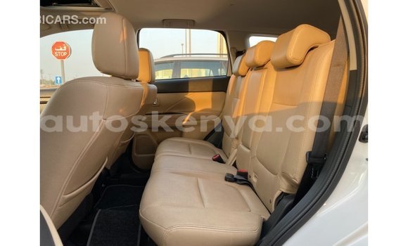 Imported Mitsubishi Outlander White Makiinaa iti Import - Dubai keessatti Central Kenya keessatti Imported Mitsubishi Outlander White Makiinaa iti Import - Dubai keessatti Central Kenya keessatti