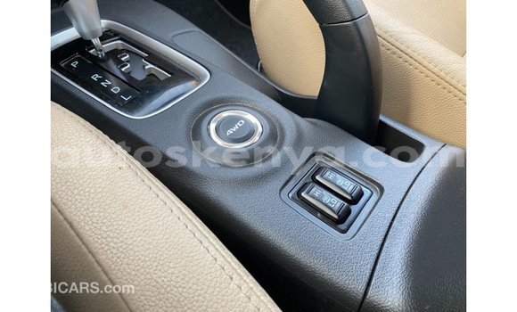 Imported Mitsubishi Outlander White Makiinaa iti Import - Dubai keessatti Central Kenya keessatti Imported Mitsubishi Outlander White Makiinaa iti Import - Dubai keessatti Central Kenya keessatti