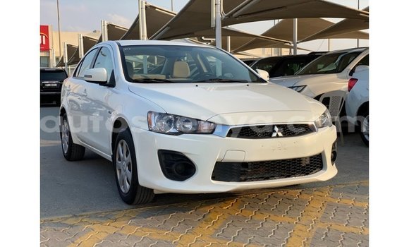 Imported Mitsubishi Lancer White Makiinaa iti Import - Dubai keessatti Central Kenya keessatti Imported Mitsubishi Lancer White Makiinaa iti Import - Dubai keessatti Central Kenya keessatti