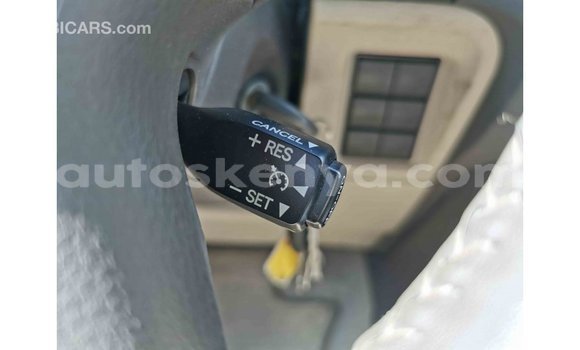 Buy Import Toyota Prado White Car in Import - Dubai in Central Kenya Buy Import Toyota Prado White Car in Import - Dubai in Central Kenya