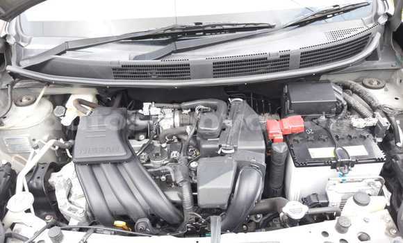 Oofamaa Nissan March Other Makiinaa iti Nairobi keessatti Nairobi keessatti