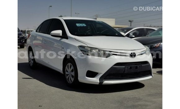 Nunua Imported Toyota Yaris Nyeupe Gari ndani ya Import - Dubai nchini Kati Kenya Nunua Imported Toyota Yaris Nyeupe Gari ndani ya Import - Dubai nchini Kati Kenya
