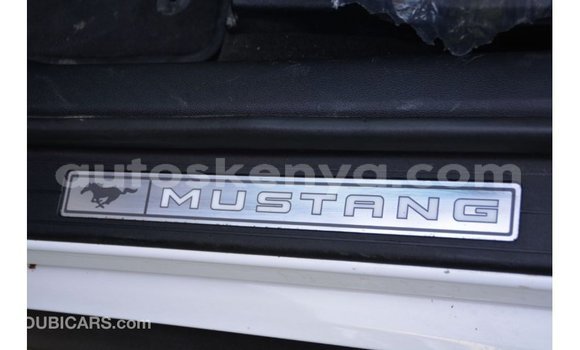 Nunua Imported Ford Mustang Nyeupe Gari ndani ya Import - Dubai nchini Kati Kenya Nunua Imported Ford Mustang Nyeupe Gari ndani ya Import - Dubai nchini Kati Kenya