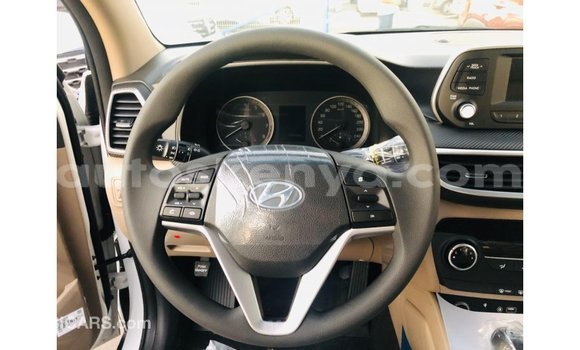 Nunua Imported Hyundai Tucson Nyingine Gari ndani ya Import - Dubai nchini Kati Kenya Nunua Imported Hyundai Tucson Nyingine Gari ndani ya Import - Dubai nchini Kati Kenya