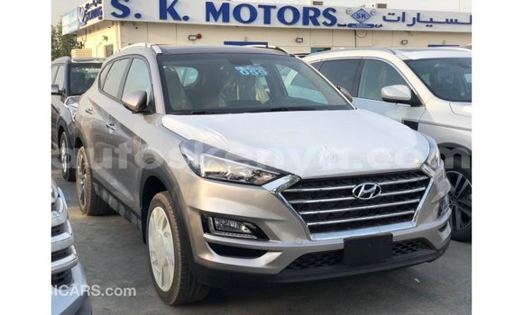Nunua Imported Hyundai Tucson Nyingine Gari ndani ya Import - Dubai nchini Kati Kenya Nunua Imported Hyundai Tucson Nyingine Gari ndani ya Import - Dubai nchini Kati Kenya