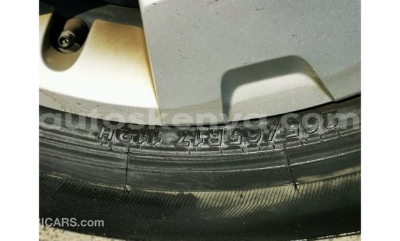 Imported Toyota Hilux Other Makiinaa iti Import - Dubai keessatti Central Kenya keessatti Imported Toyota Hilux Other Makiinaa iti Import - Dubai keessatti Central Kenya keessatti