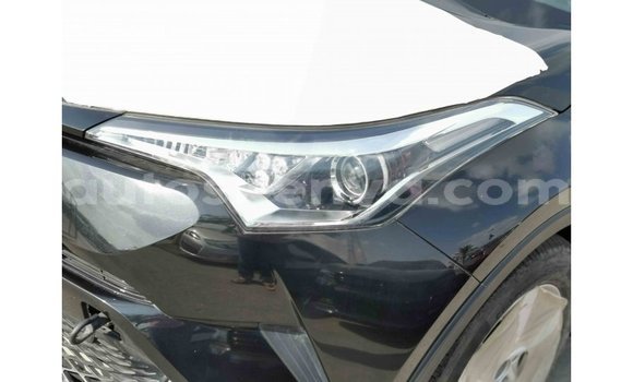 Nunua Imported Toyota C-HR Nyeusi Gari ndani ya Import - Dubai nchini Kati Kenya Nunua Imported Toyota C-HR Nyeusi Gari ndani ya Import - Dubai nchini Kati Kenya