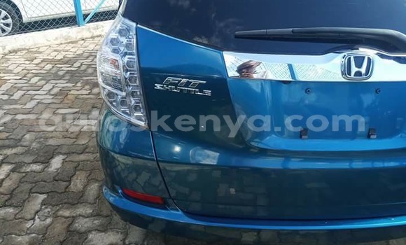 Oofamaa Honda Fit Blue Makiinaa iti Nairobi keessatti Nairobi keessatti