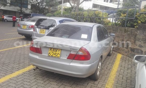 Oofamaa Mitsubishi Lancer Silver Makiinaa iti Nairobi keessatti Nairobi keessatti Oofamaa Mitsubishi Lancer Silver Makiinaa iti Nairobi keessatti Nairobi keessatti