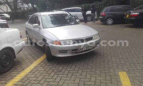 Oofamaa Mitsubishi Lancer Silver Makiinaa iti Nairobi keessatti Nairobi keessatti Oofamaa Mitsubishi Lancer Silver Makiinaa iti Nairobi keessatti Nairobi keessatti