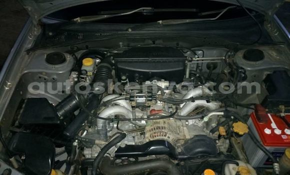 Oofamaa Subaru Impreza Silver Makiinaa iti Nairobi keessatti Nairobi keessatti Oofamaa Subaru Impreza Silver Makiinaa iti Nairobi keessatti Nairobi keessatti